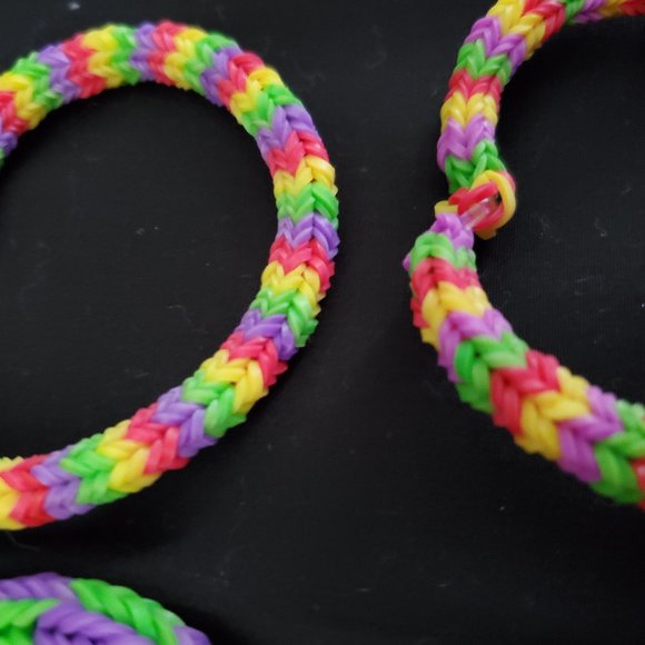 Handmade Yellow and Green Rainbow Loom Bracelet Set/New - Picture 6 of 6